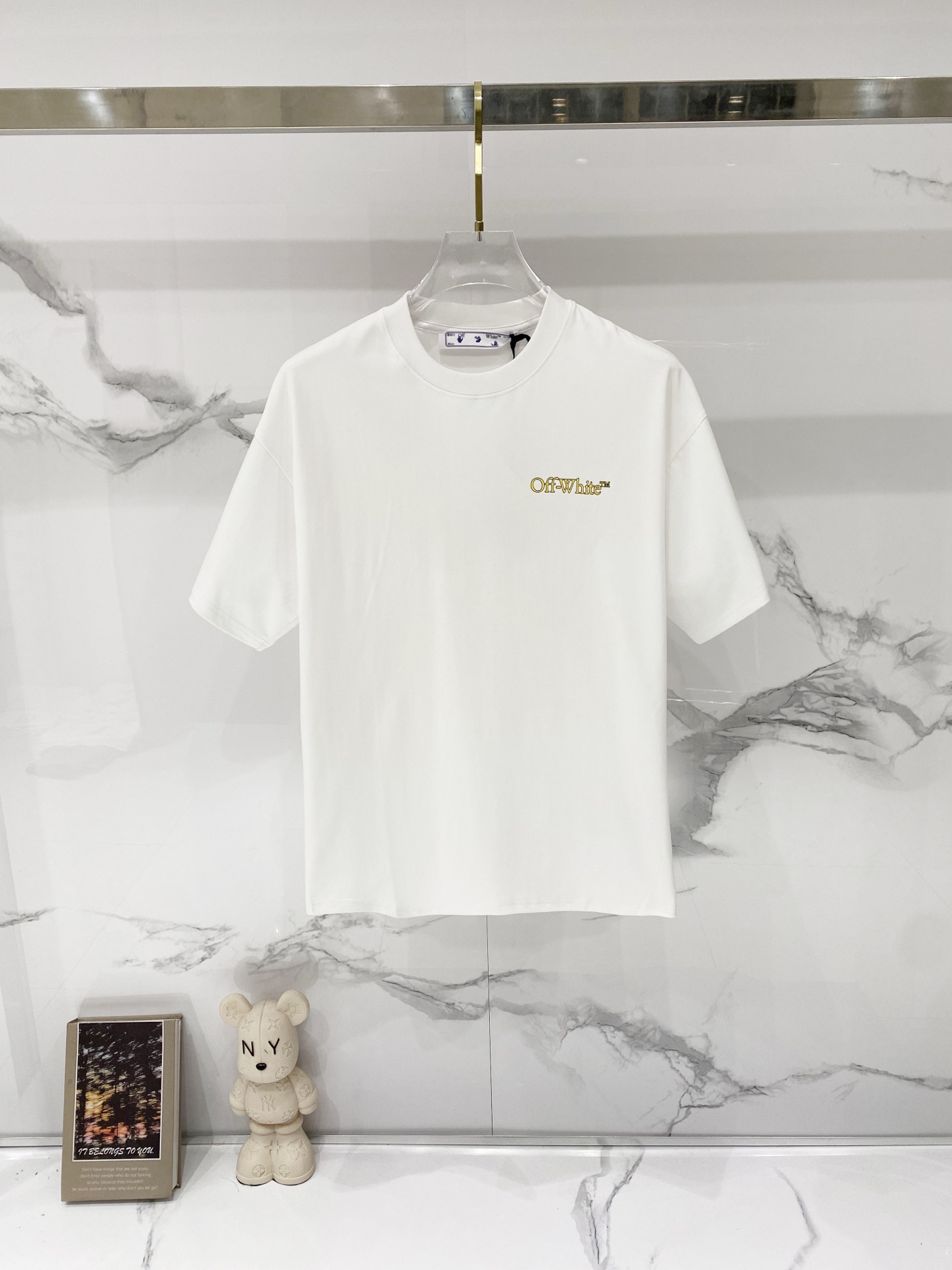 P75 OFF-white/ Camiseta de cuello redondo de algodón puro 260g Estampado de letras OF y flecha ➡️ en la espalda con med…