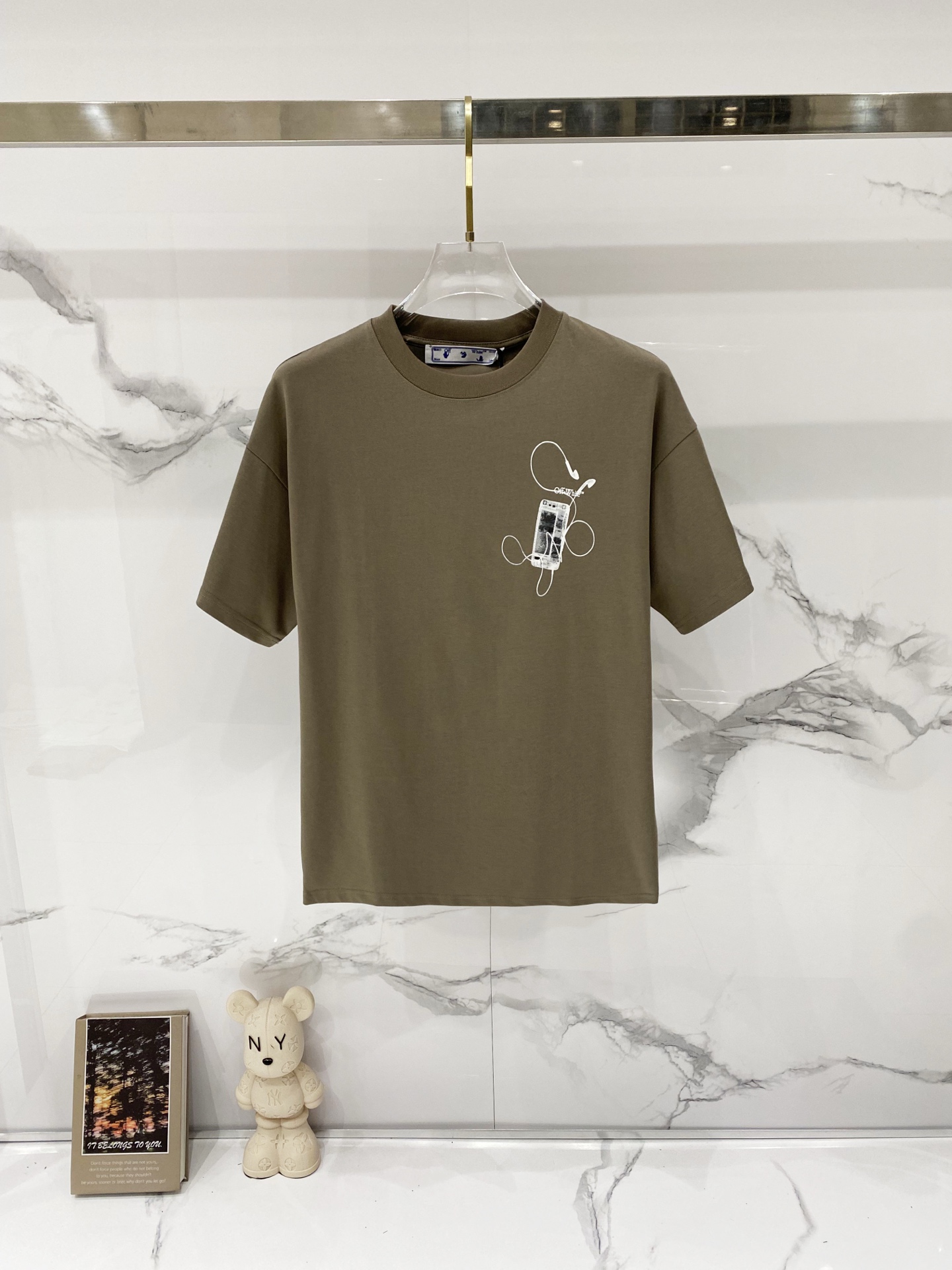 P75 OFF-white/algodón puro 260g camiseta de cuello redondo, teléfono móvil 📱, flecha de auriculares ➡️, estampado flor…