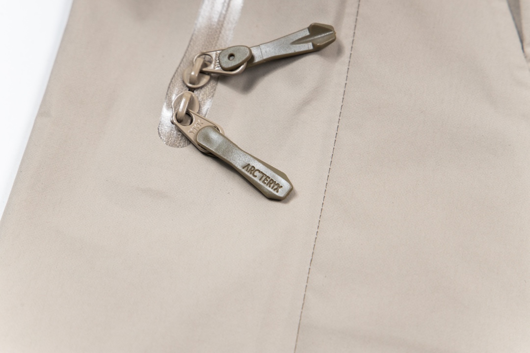 Limited Edition Charge Jacket ❗ Built in search and rescue deviceThe - Clothes 9