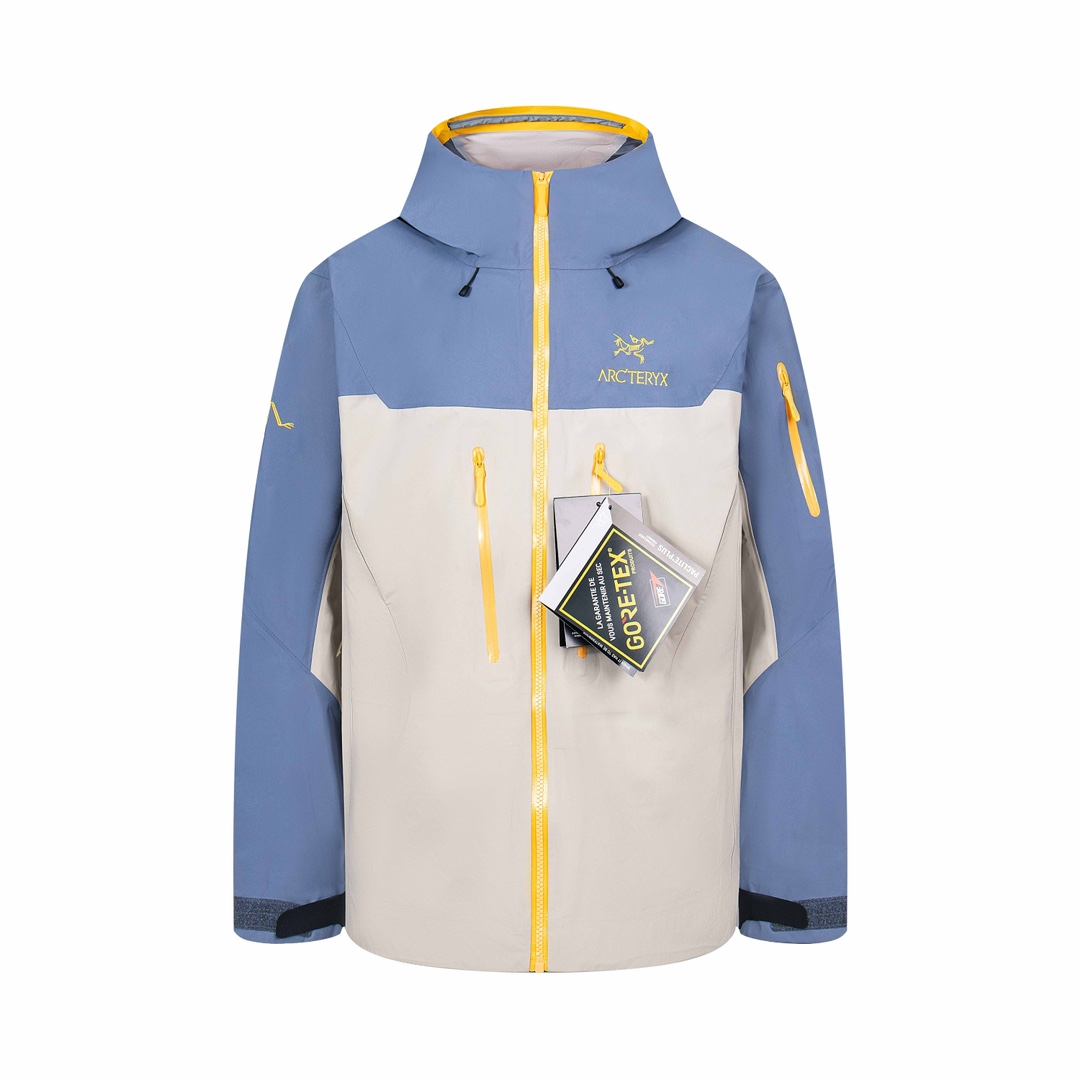 NO:123599,Top version, main promotion, ARCTERYX Arborist Bird Year of Snake Limited Sneaker, built-in search and rescue device, original version, one-to-one version, details determine success or failure, the highest version of the market, differentiating market currency, Alpha sv LNY Snake Limited, everyone Sunday, every year, Archaeopteryx will use the twelve zodiac signs as the idea, a new year limited edition, and this year is no exception. The logo of the Year of Snake Limited is the gold-label chest. The snake pattern on the sleeve is also eye-catching. The hat is also a snake scale. The color of the whole dress is golden-dark blue-brown. The overall design is bright and the design is full. The color matching is also very good!  - Alpha SV JACKET Hard Shell Limited Alpha SV JACKET is decorated with snake-shaped patterns on the cuffs and inner pockets, - The edges of the limited hat are also dotted with snake scale printing design. Waterproof and waterproof are international ISO standard 90 (ISO4) level to achieve the rolling effect of lotus leaf water droplets!  The fabric is made of 2L double-layer Gore-tex fabric, with the surface of the fabric being super high-strength waterproof and the inner layer is coated, so the three-layer waterproof effect is achieved, making the garment have excellent waterproof, stain-proof and breathable effect. The glue used for craft pressing is iron diamond glue strips. The diving suit sold on the market is the glue of this brand. Different from ordinary pressing glue on the market (the glue is opened after washing a few times). We only have to worry. The imported embroidery Bellyda embroidery machine restores ZP. Bellyda embroidery is neat and three-dimensional, full and three-dimensional, and the charm of each letter. The neat three-dimensional effect is strong. Auxiliary materials are original genuine hardware accessories, with clear fonts and three-dimensional consistent with the authentic color matching snake year SIZES-XXL,,loro pianaarc'teryx,hats,alexander wang19860909顶级版本 主推让利 ARCTERYX始祖鸟蛇年限定冲锋衣内置搜救器 原版版型一比一打版 细节决定成败 市场最高版本 区别市场通货 Alpha sv LNY蛇年限定众所周日每年始祖鸟都会以十二生肖为思路出一款联名款的新年限定,今年也不例外 此次的蛇年限定胸口logo为金标衣袖上的蛇形图案也很吸睛帽子上还有蛇鳞为点缀整个衣服的颜色为金黄-深蓝-棕整体看上去很亮设计感拉满 颜色搭配也很好！ - Alpha SV JACKET 硬壳 限定款Alpha SV JACKET 在袖口和内侧口袋饰有蛇形图案, - 限定款的帽子边缘同样点缀着蛇鳞印花设计 防水防水为国际ISO标准90（ISO4）级别达到荷叶水珠滚动效果！ 面料采用2L双层Gore-tex面料,面料表层做超高强度防水,内层覆膜,所以到达三层防水的效果,使成衣具有防水防污透气的出色效果. 工艺压胶采用的胶水为铁金刚胶条,市面销售的潜水服就是这个牌子的胶水,区别市面普通压胶（洗几次就开胶）咱家只管放心 刺绣进口百灵达刺绣机还原ZP.百灵达刺绣工整立体,饱满度立体感以及每个字母的神韵特点,一笔一划工工整整立体效果强烈 辅料原版正品五金配件,字体清晰立体与正品一致 配色蛇年限定 SIZES-XXL,,loro pianaarc'teryx,hats,alexander wang,Men's clothing