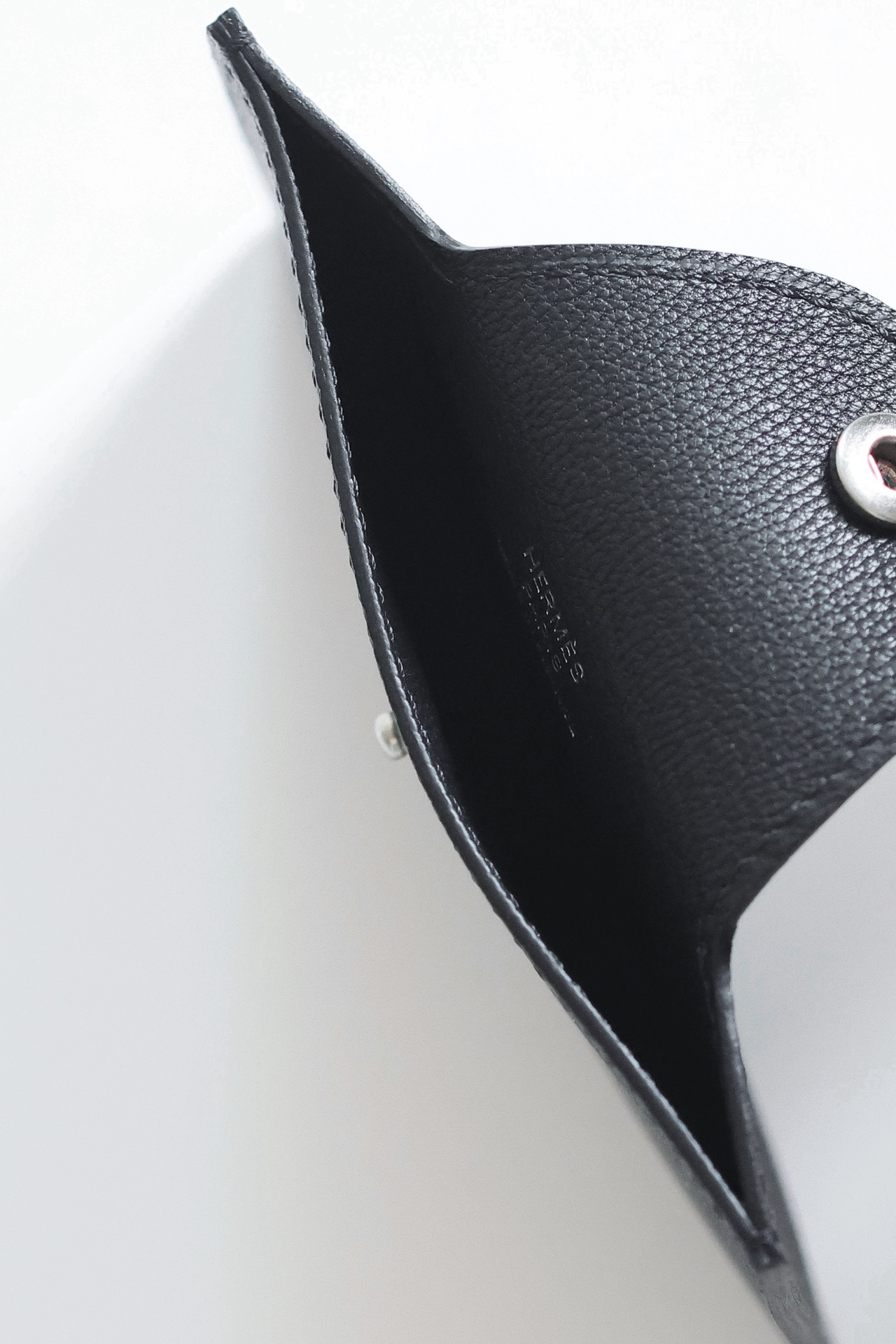 Elegant Black Leather Card Holder with Palladium Snap Closure - Compact Design 4 i1747817806 9648 4