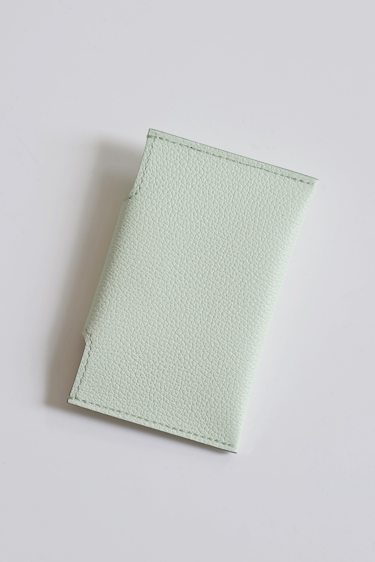Evercolor Leather Card Holder with Palladium Hardware - Chic and Functional 7 i1747817987 5151 5