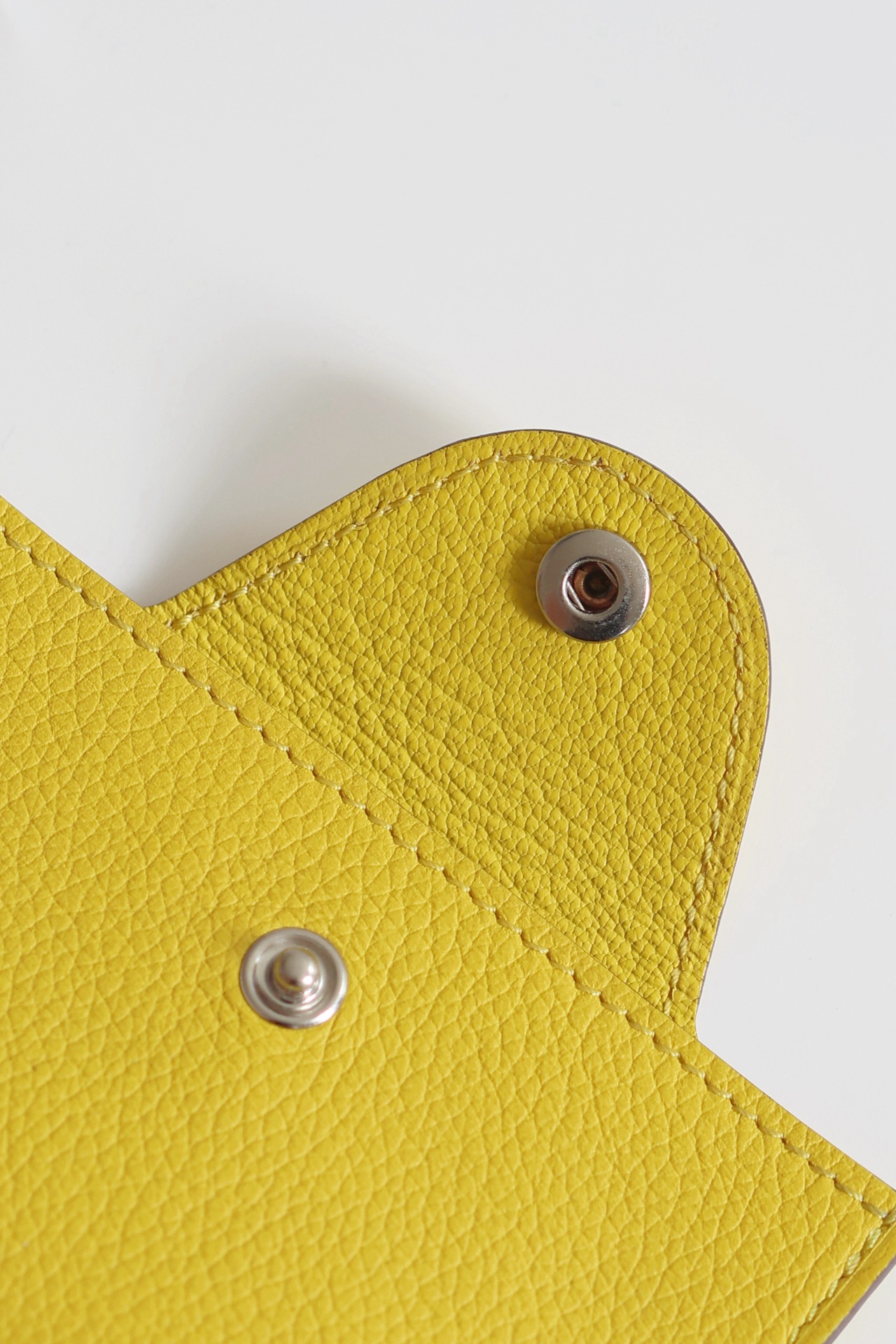 Elegant Yellow Leather Card Holder Wallet with Palladium Hardware - Compact Design 14 i1747818276 2067 0