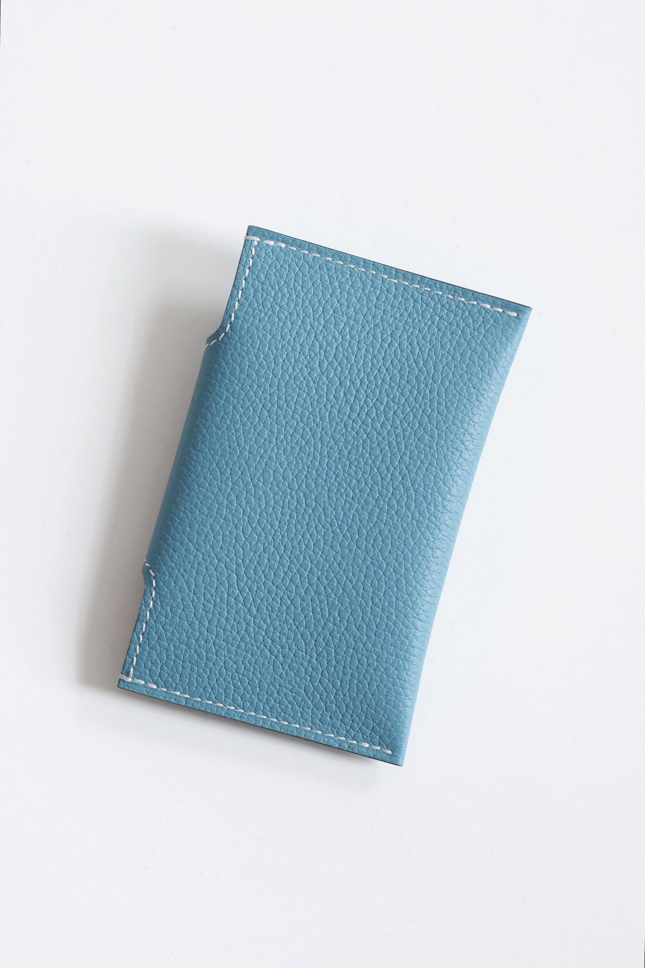 Hermes Evercolor Leather Card Holder with Saddle Stitch and Palladium Hardware 16 i1747818507 523 2