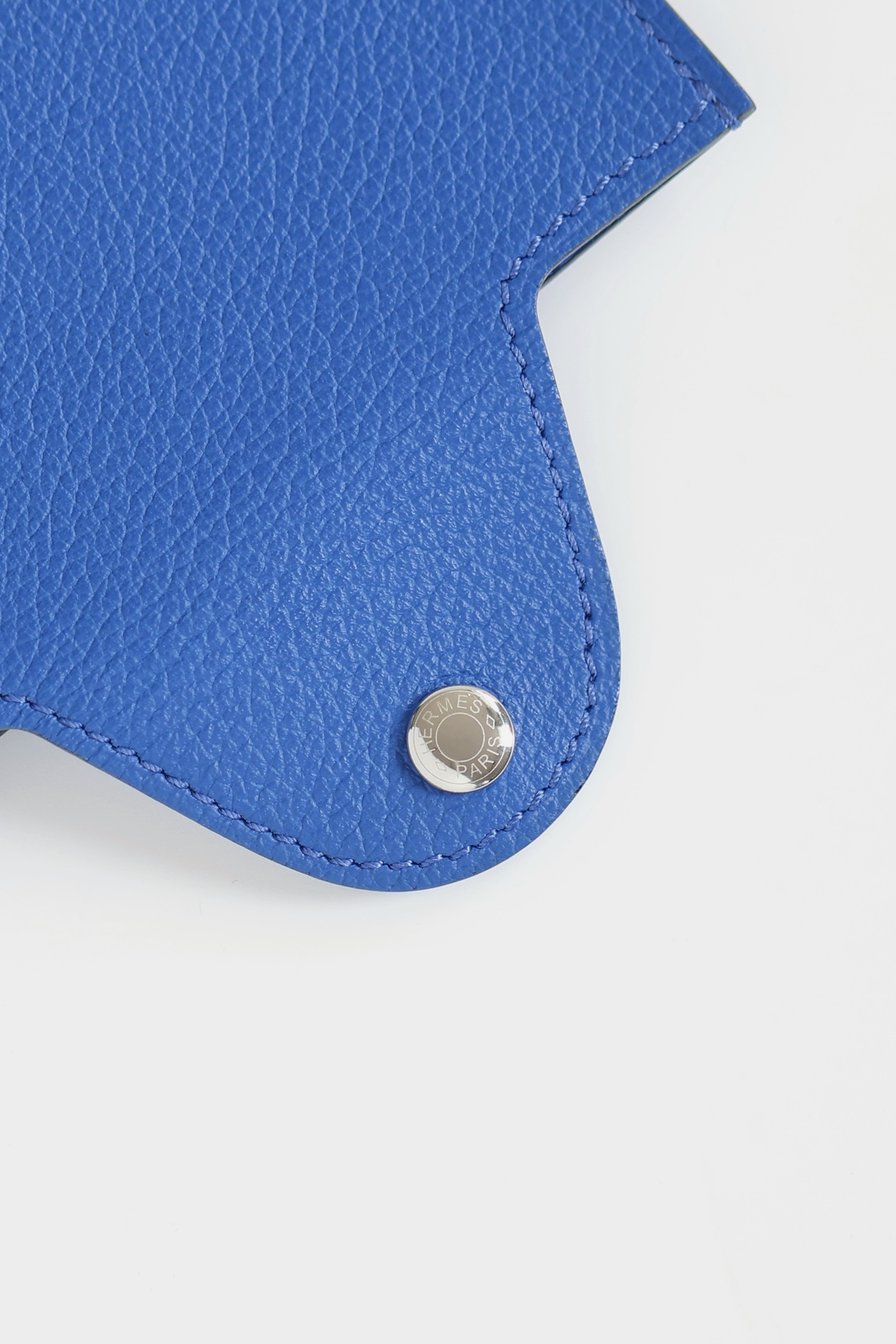 Hermès IDE-022 Blue Evercolor Leather Card Holder with Palladium Hardware 6 i1747818541 3526 2