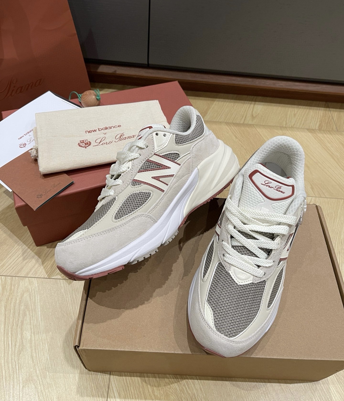 NO:232570,LPx NB latest co-branded casual shoes size36/37/38/39/40/41/42/43/44/45, casual shoes/sports shoes, loro piana, sneakers19860909LPx NB最新联名休闲鞋 size36/37/38/39/40/41/42/43/44/45,休闲鞋/运动鞋,loro piana,sneakers,Women's Shoes