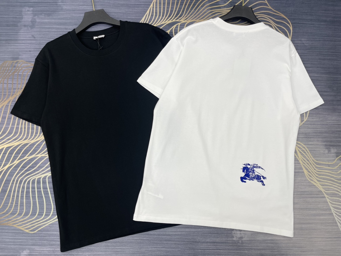 Burberry Kleidung T-Shirt Schwarz Weiß Drucken Unisex Baumwolle Frühling/Sommer Kollektion Fashion Kurzarm
