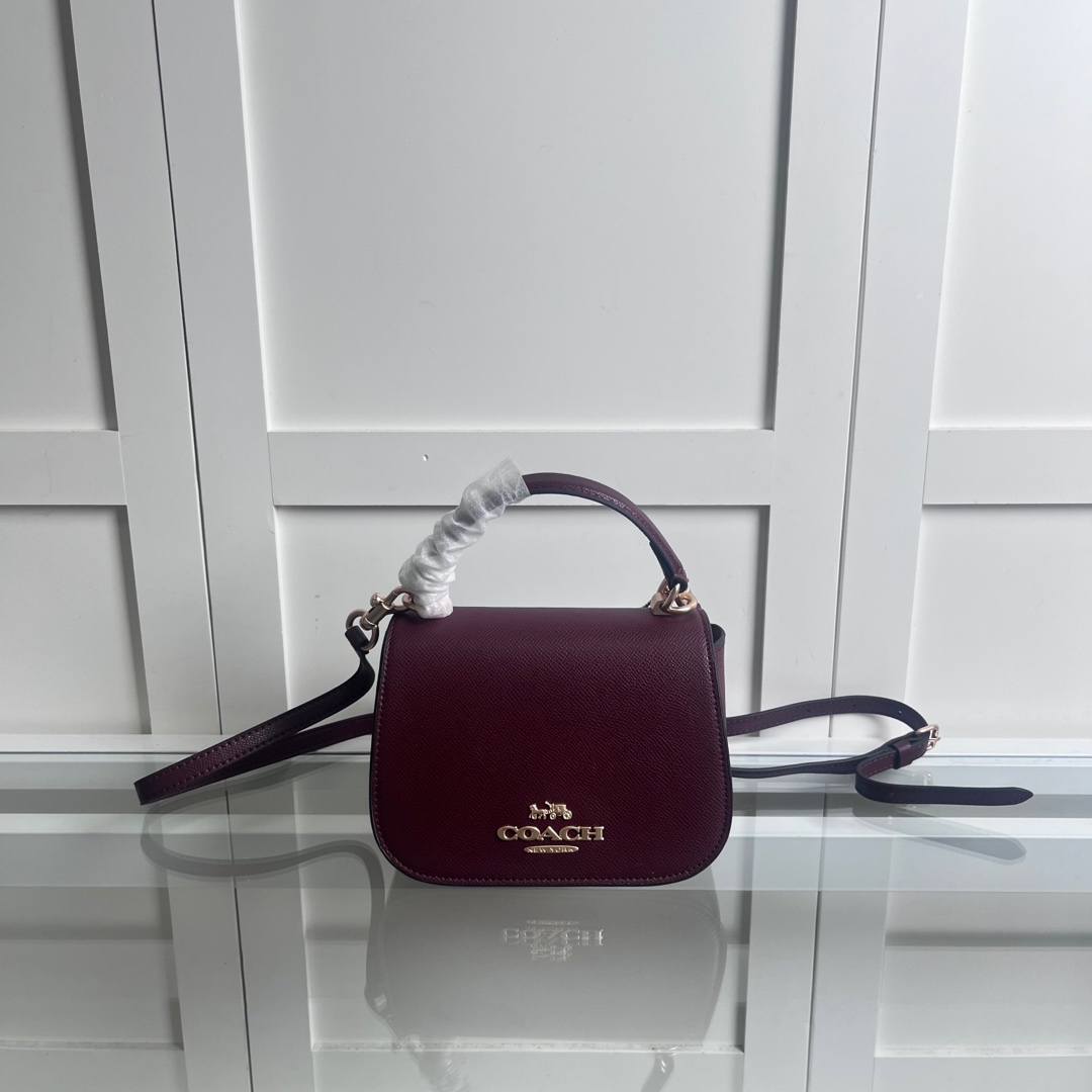 yqwld\n新品 COACH 蔻驰 Lysa Top Handle Bag 女士手拎包斜挎包 \n尺寸：17.5*12.5*8.5