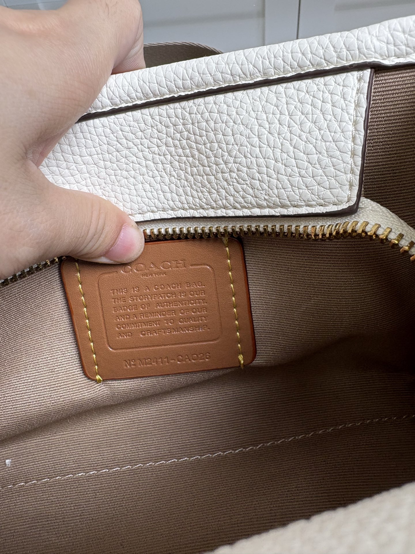 COACH 蔻驰 CARGO 20号トートバッグ 手提げ・斜め掛け ブラック