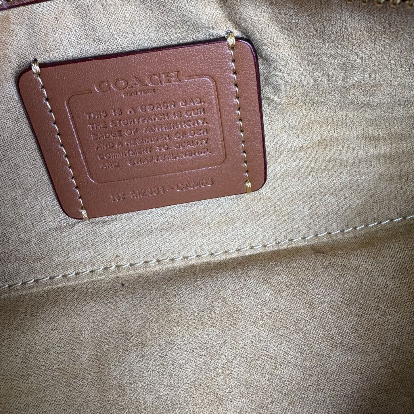 COACH EMPIRE CARRYALL 34号手袋単肩包 黒色