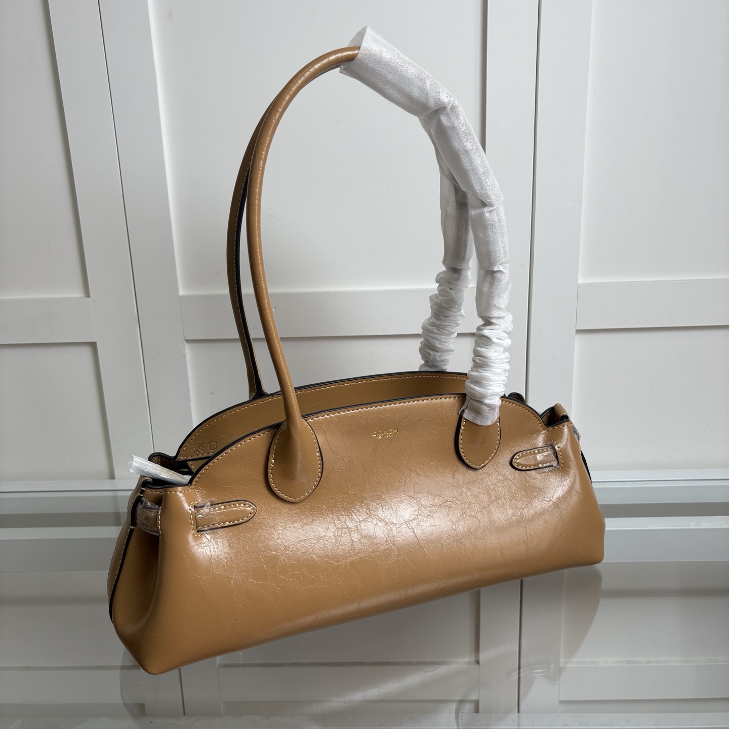 COACH EMPIRE CARRYALL 34号手袋単肩包 黒色