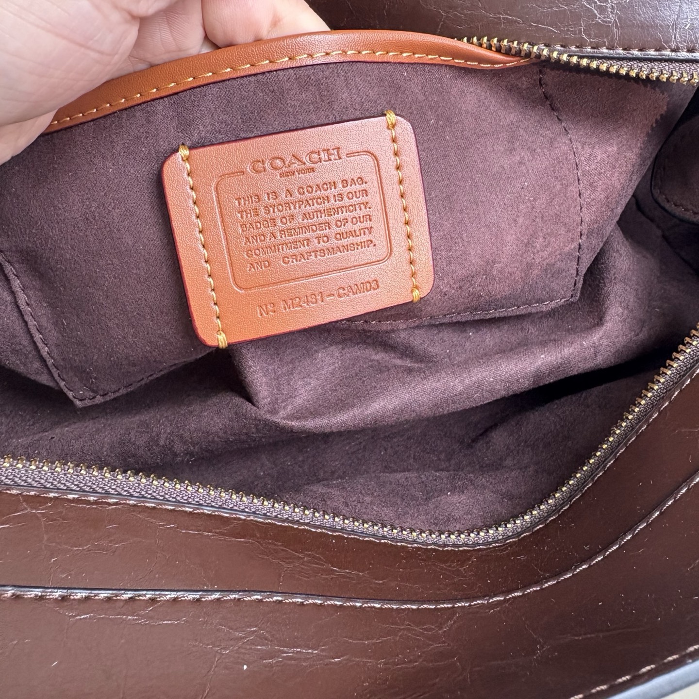 COACH EMPIRE CARRYALL 34号手袋単肩包 ブラック