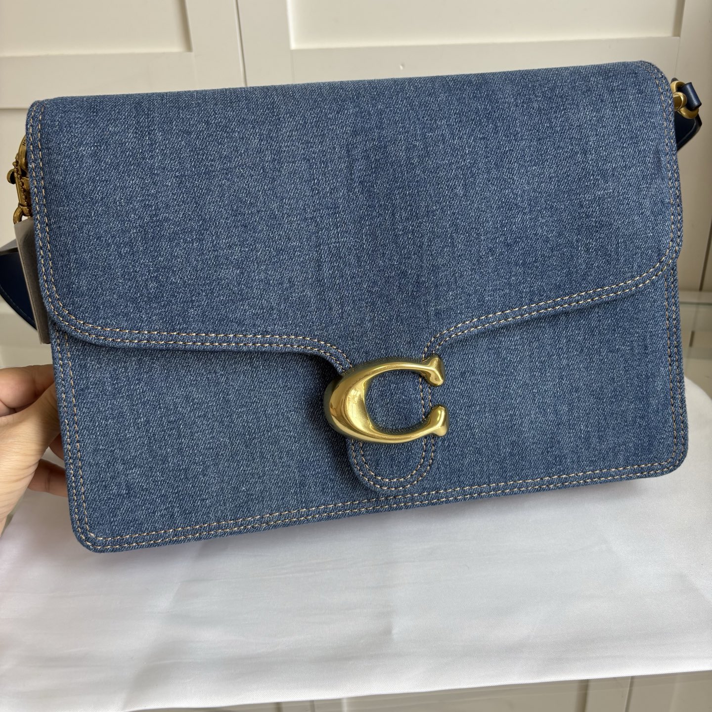 COACH 蔻驰 レディース チェーンタビー 30号 腋下包 高級感 通勤