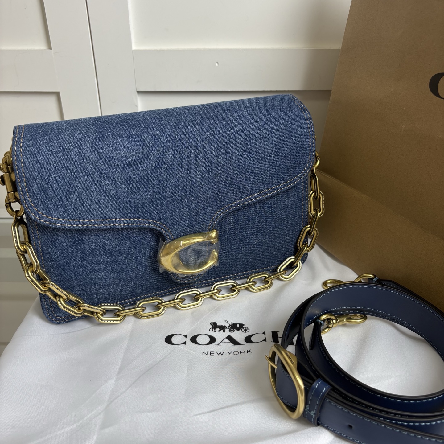 COACH 蔻驰 レディース チェーンタビー ショルダーバッグ 通勤デザイン