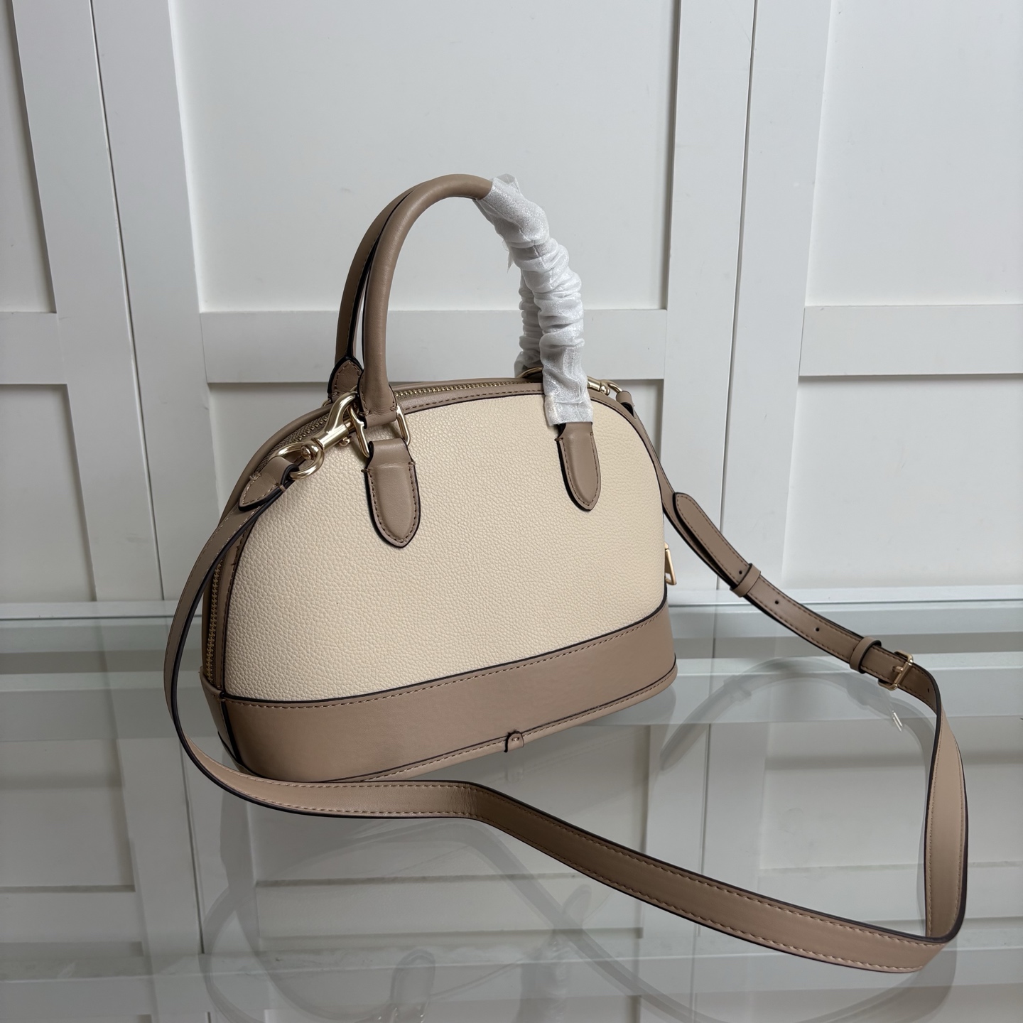 COACH 蔻驰 Sabrina 25 手提バッグ ブランドロゴ入り