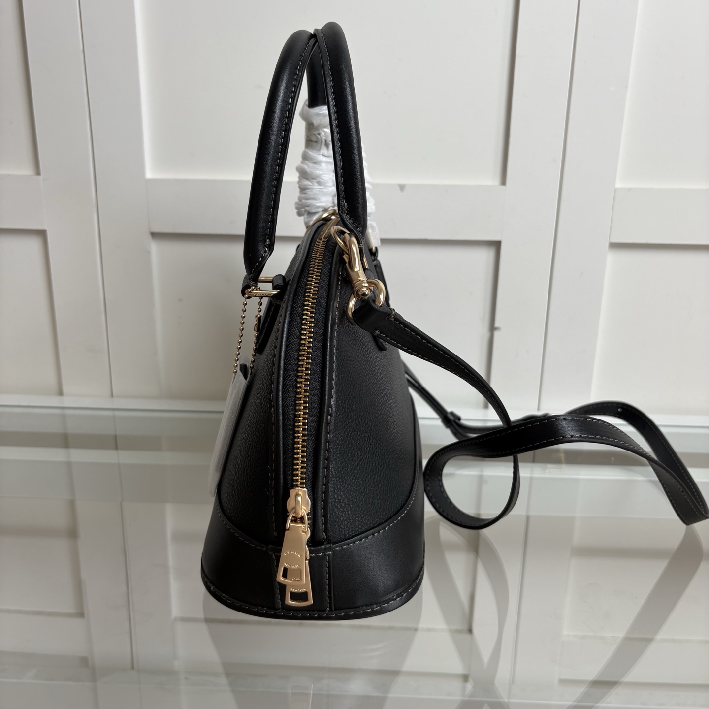 COACH 蔻驰 Sabrina 25 手提バッグ ブランド字母标识拼色