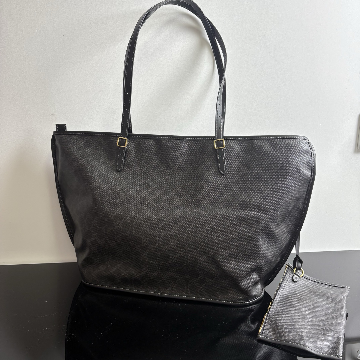 Highly cost-effective [new product] COACH/Coach women's TAXI presbyopic tote bag shoulder bag with high-end design and large capacity CCC40 size