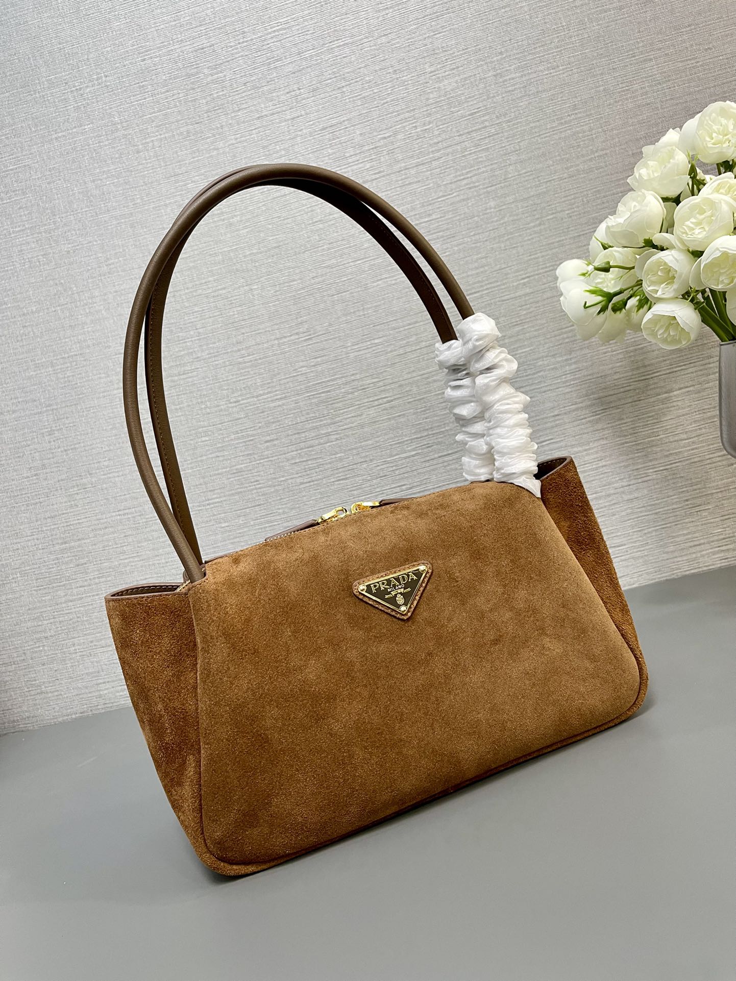 Prada Top new purchasing agent (nubuck leather) official new model on sale 1BA444 shoulder model has arrivedThis shoulder model is made of froste