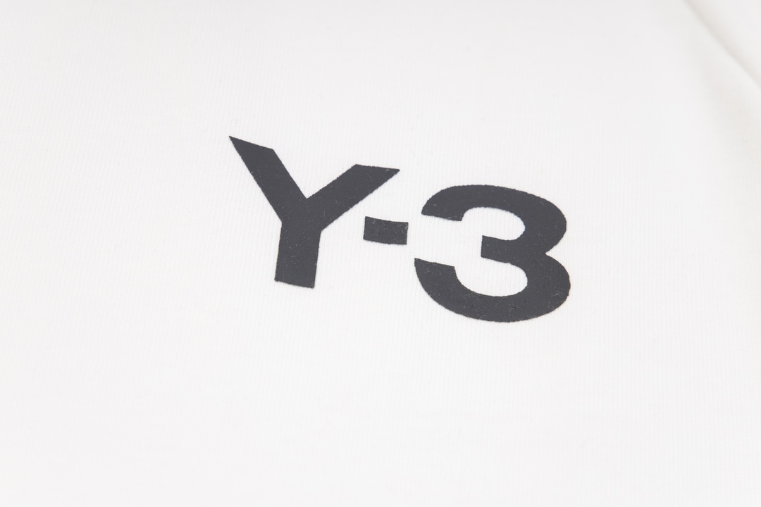 Y-3 XGS Y-3 Logo-Stamp T-shirts: Lightweight, Stylish, Unisex, Black and White, XS-L - 图片 7
