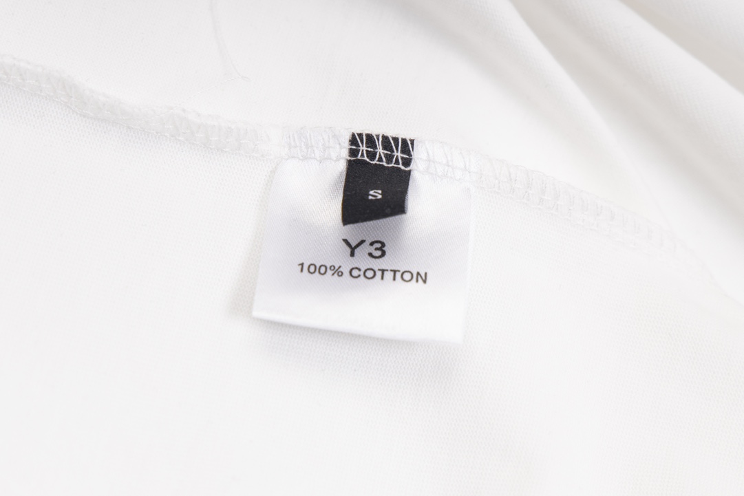 Y-3 XGS Y-3 Logo-Stamp T-shirts: Lightweight, Stylish, Unisex, Black and White, XS-L - 图片 3