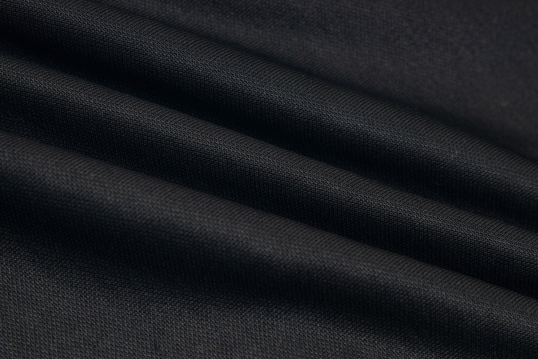 Xgs Gucci Snake-Coated Pants for Fall/Winter: Features and Details - 图片 9