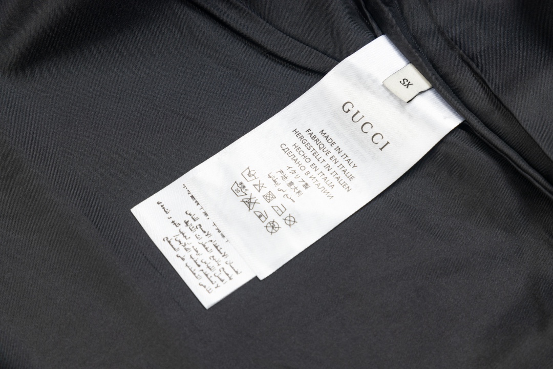 Xgs Gucci Snake-Coated Pants for Fall/Winter: Features and Details - 图片 6