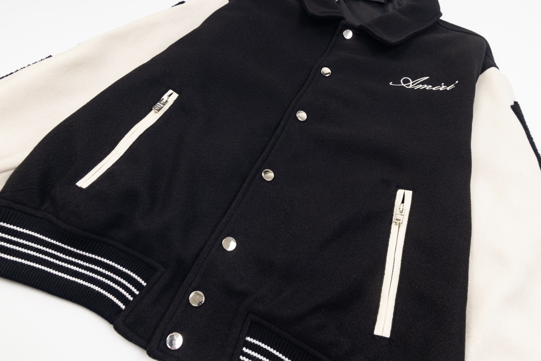 Luxurious XGS Amiri Wool Towel with Embroidery and Sleeve Bone Detail in Size XS-L - 图片 3
