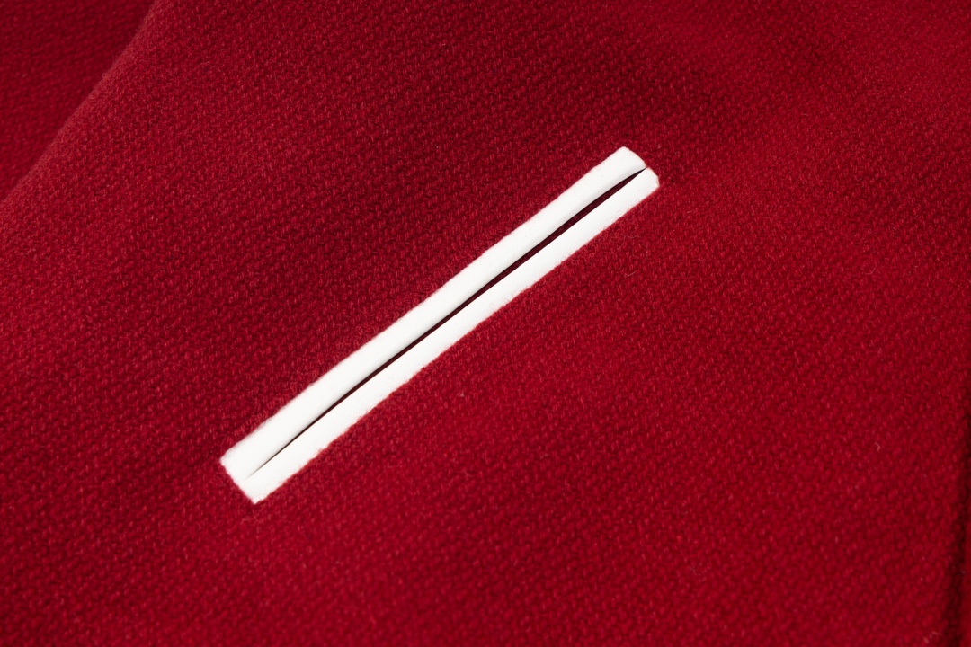 “SLP Classic Baseball Suit Jackets: High-Quality Design with Imported Materials” - 图片 8