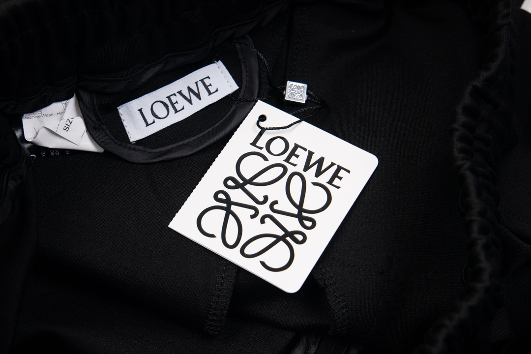 Loewe罗意威单宁刺绣休闲卫裤2024秋冬新款松紧带休闲裤专柜定制g面料透气舒适度高细节无可挑剔品牌元