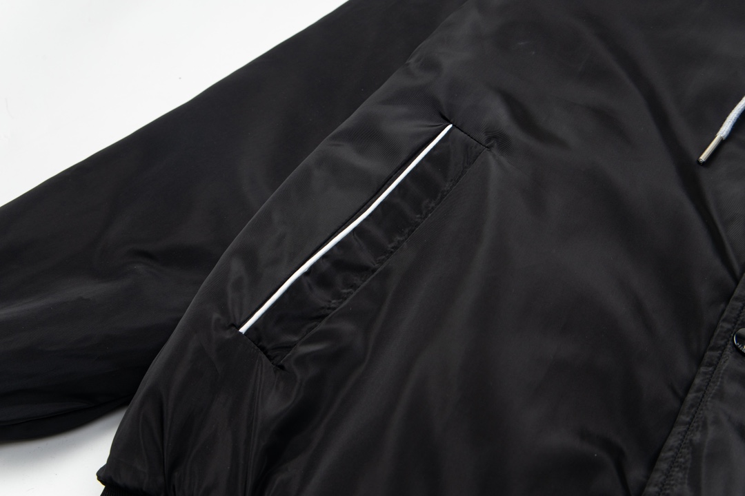 CAO Celine 23FW Hooded Baseball Jacket with Custom Embroidery, 100% Cotton Liners. - 图片 7