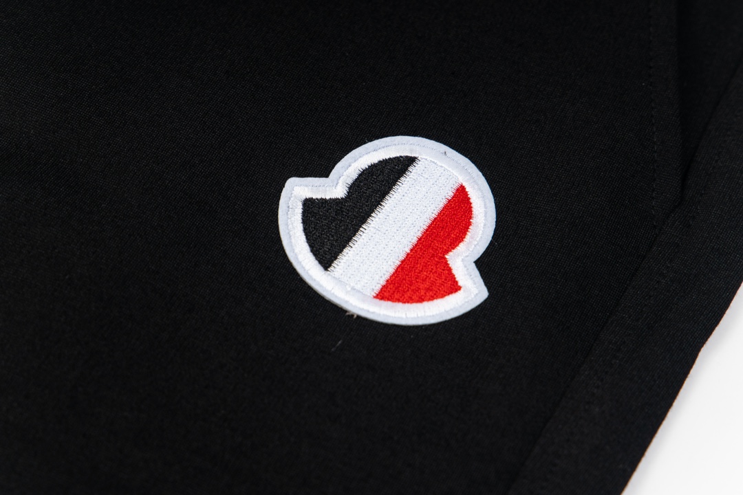 盟可睐 Moncler 高定典藏名品高定成衣时装外套连衣裙衬衫T恤 #0079326B 3