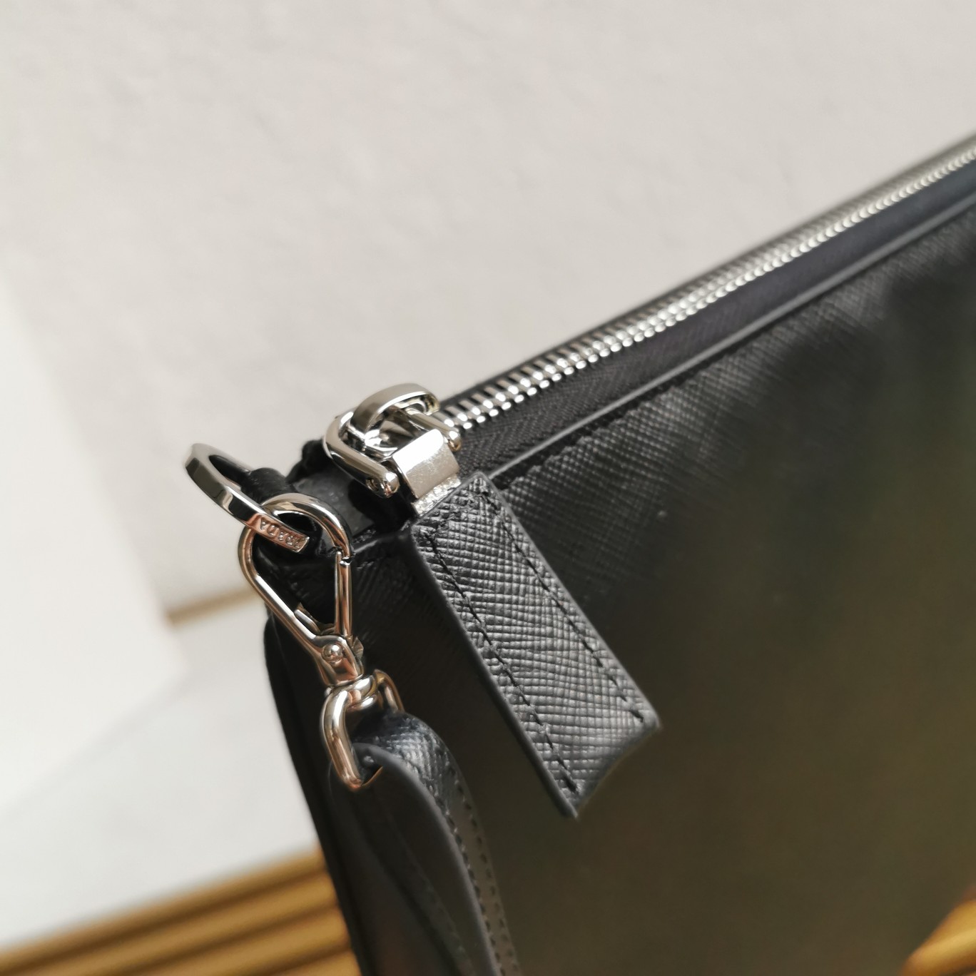 Saint Laurent Classic Handcrafted Luxury Leather Shoulder Bag 7
