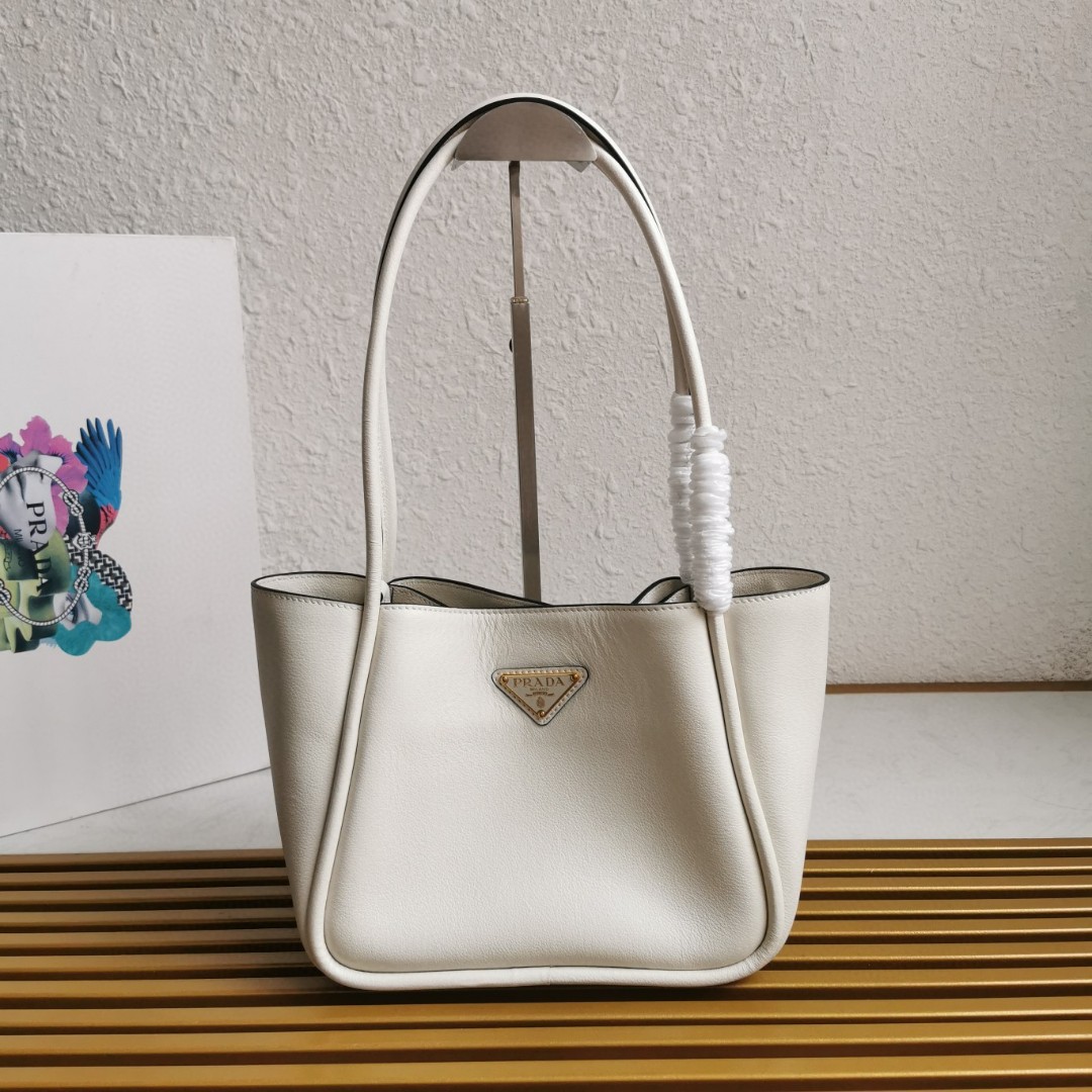 Prada 1BG539 Leather Shoulder Bag - Stylish, Spacious, and Versatile Design 1 a1743663478000 1411
