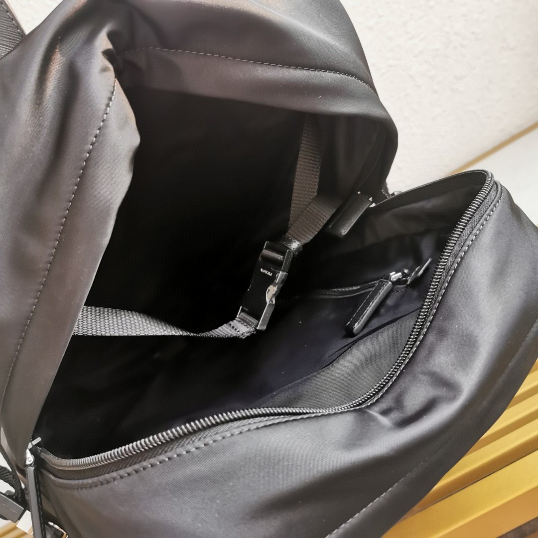 Prada 2VZ101 Multifunctional Backpack - Tech-Inspired Nylon, Multiple Pockets 10 a1743693870115 7130