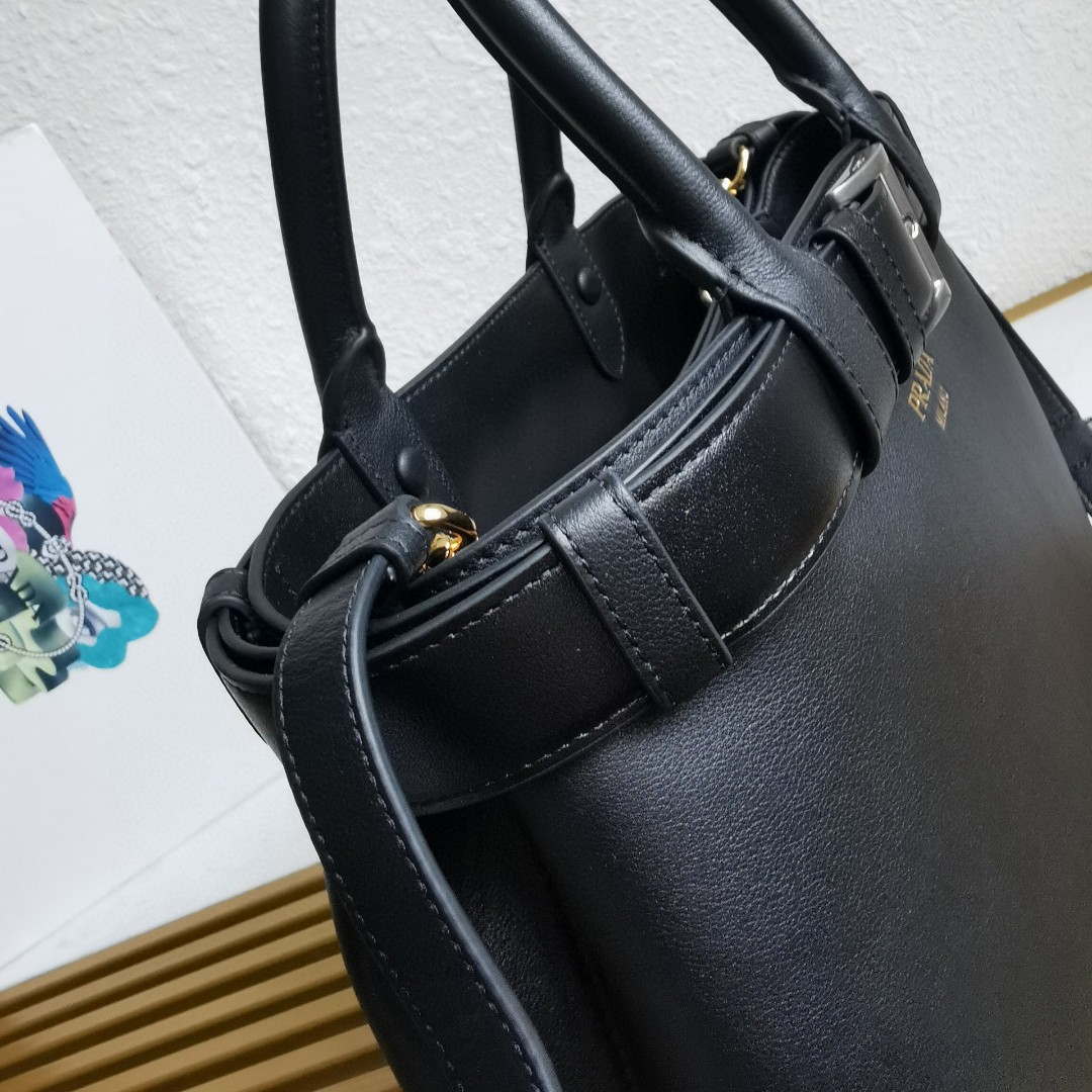 Prada Double Bag Small Shopping Bag - Elegant Black Leather Tote with Adjustable Strap 7 a1744090828375 0760