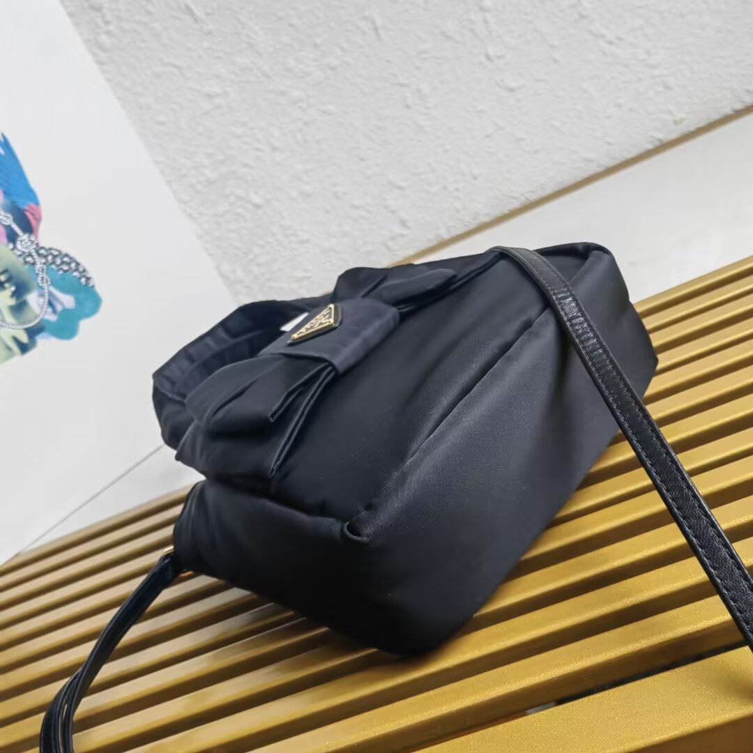 Prada Re-Nylon Small Basket Bag with Bow, Black, 18 x 15.5 x 10 cm 5 a1744262112715 6158