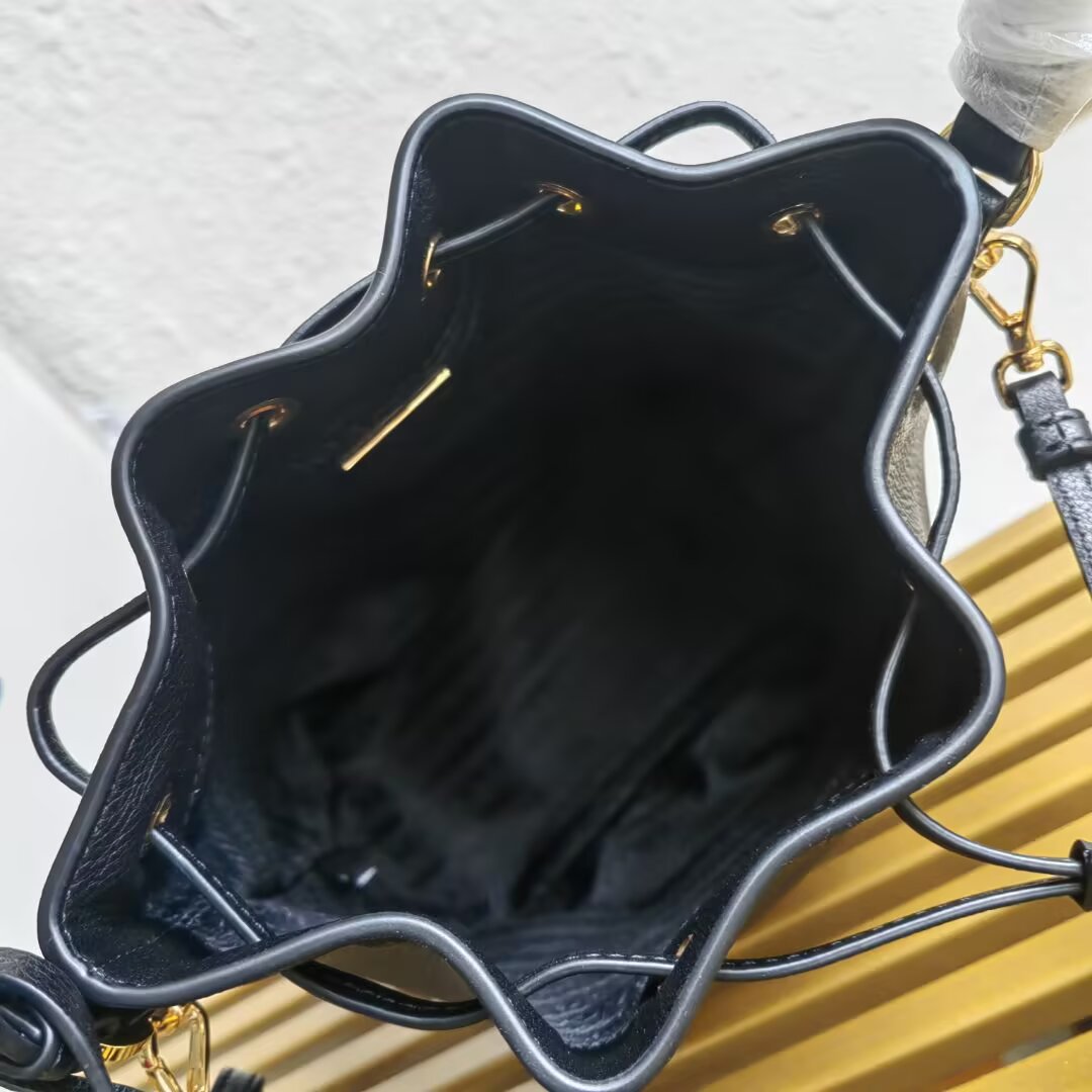 PRADA Mini Bucket Bag,Adjustable Shoulder Strap,15.5x19.5x10cm, Everyday Carry 10 a1744351675563 4827