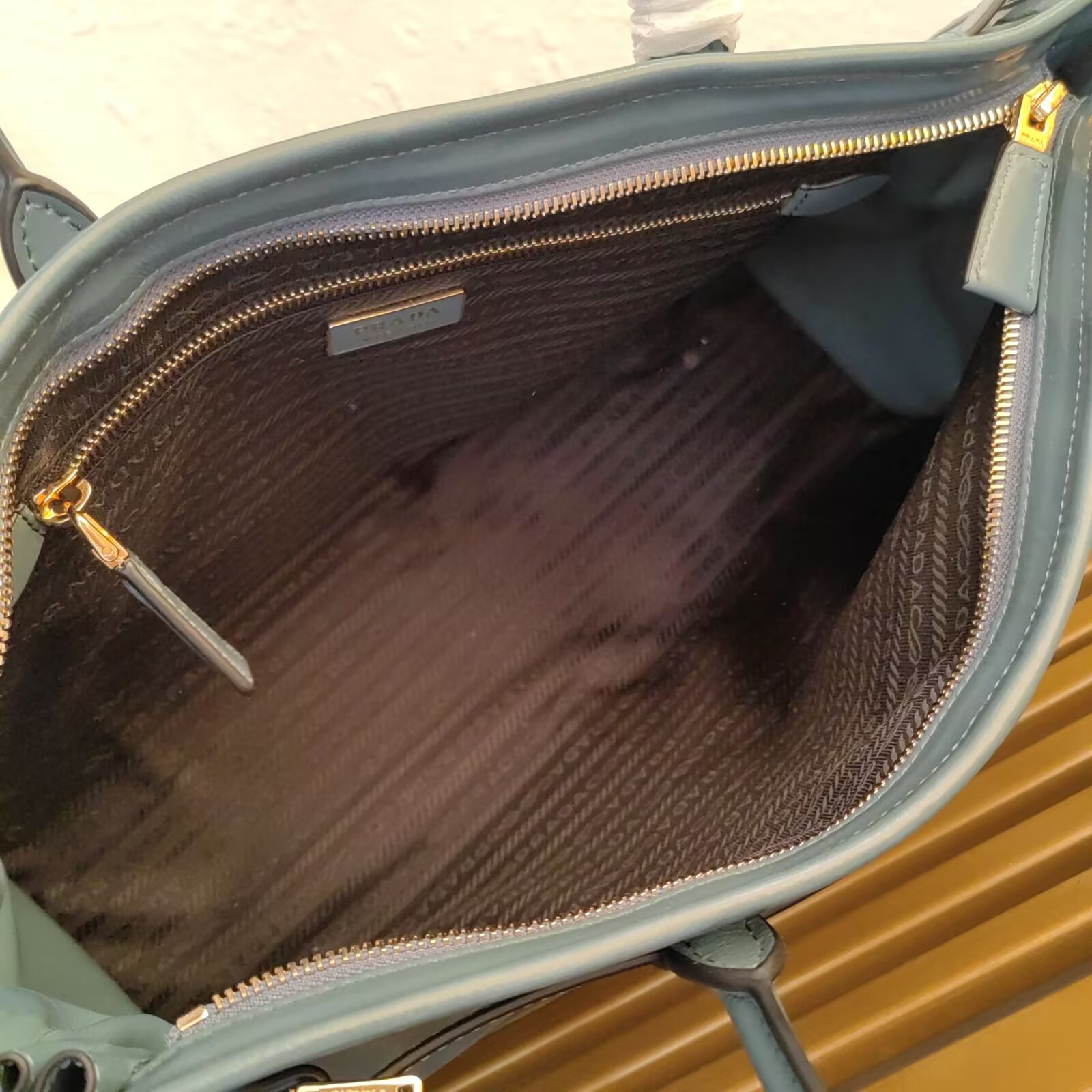Prada 1BA433 Large Leather Tote Bag with Detachable Shoulder Strap 6 a1744953398342 0707
