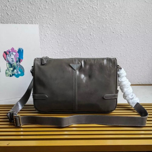 Prada Leather Messenger Bag 2VH187, Adjustable Strap, 35x22x12cm 1 Prada Leather Messenger Bag 2VH187, Adjustable Strap, 35x22x12cm
