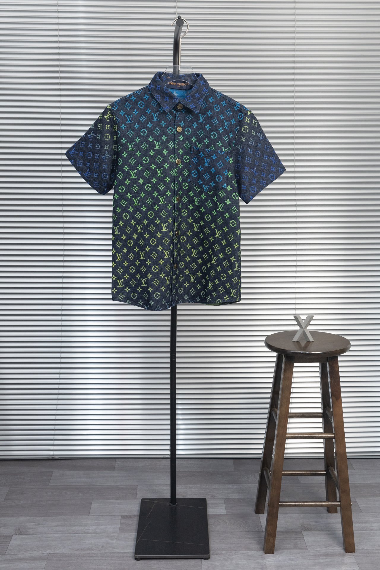 Louis Vuitton Vêtements T-Shirt Unisexe Manches courtes