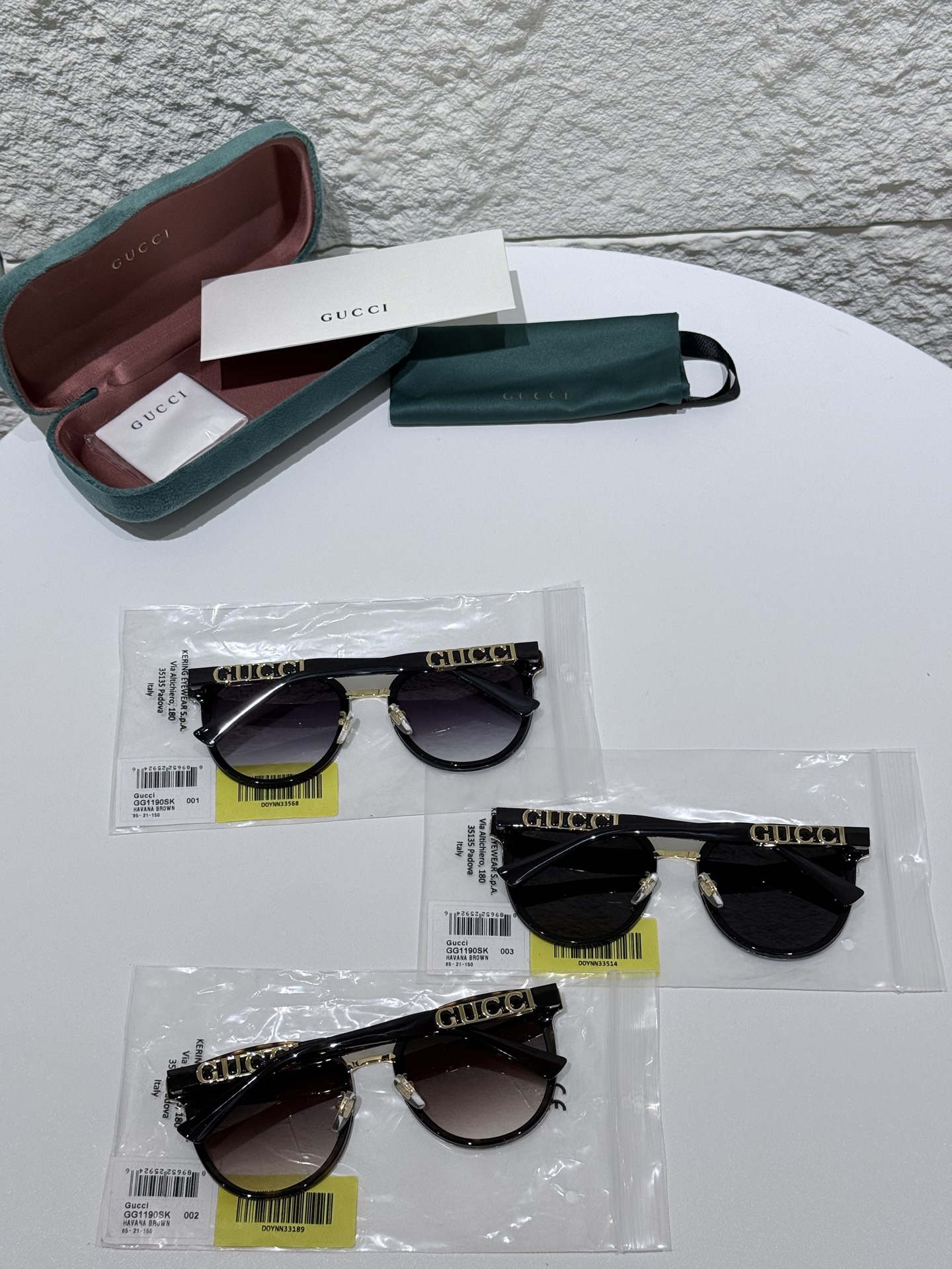 Gucci - Sunglasses