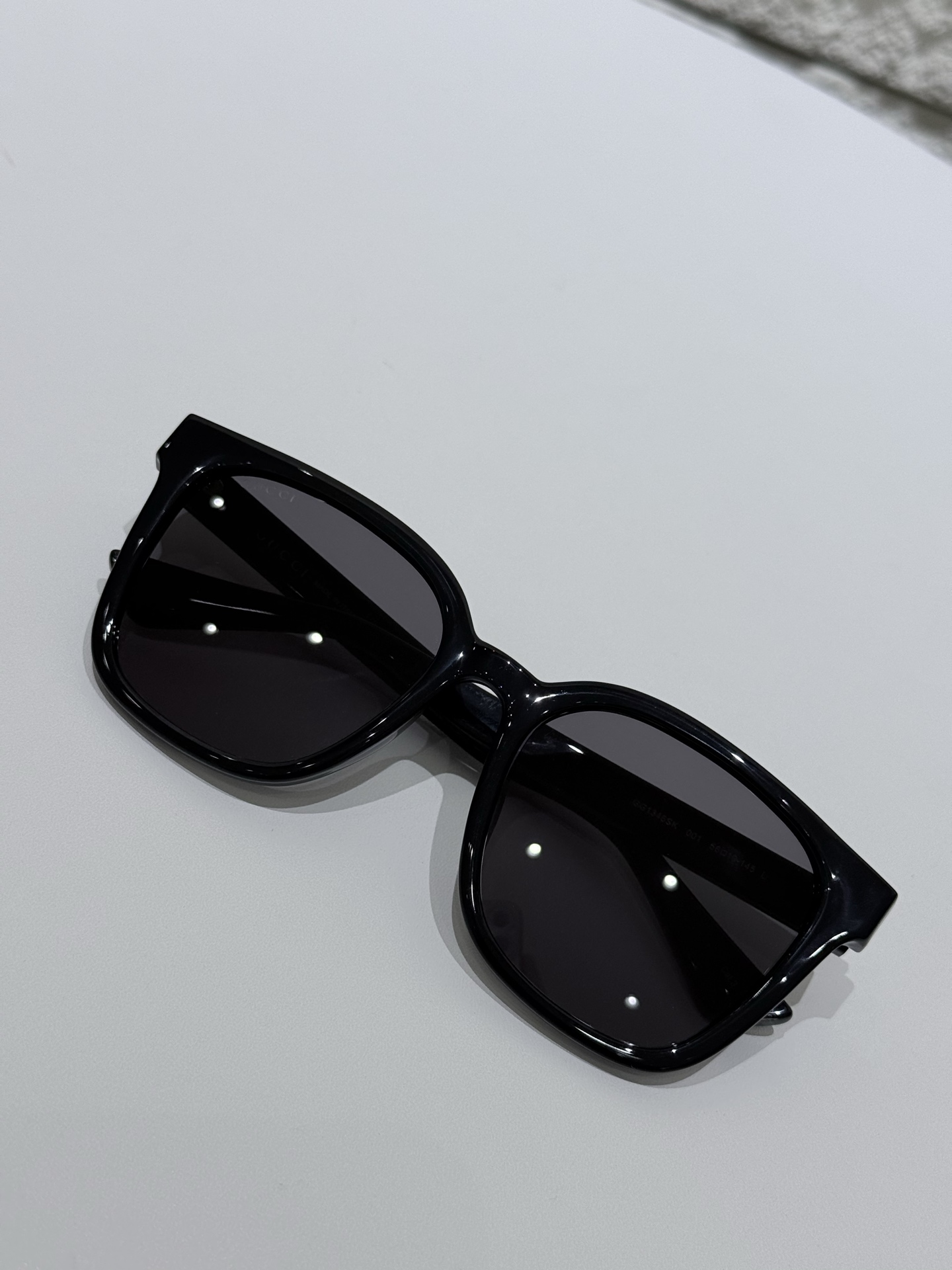 Gucci - Sunglasses