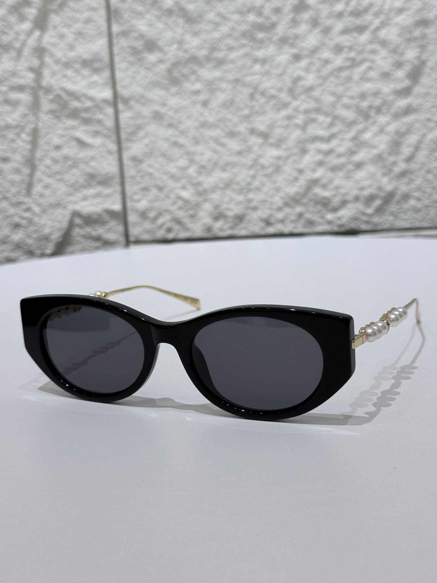 Gucci - Sunglasses