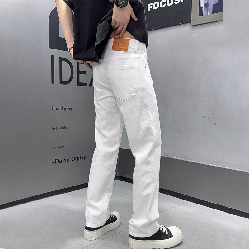 💰145
始祖鸟高端定制春季新款男士水洗弹力小脚牛仔裤

高端品质时尚休闲水洗工艺小脚牛仔裤。

整体造型十分精致抢眼！超级百搭修身版型牛仔裤，

时尚的三维裁剪，简洁大方立体有型牛仔裤。

弹力上身舒适不紧绷，裤版型时髦又高级腰围加后袋定制皮标蒙口Logo标！

原单代工厂渠道出品，百搭休闲时尚版型，

厚度刚好满足春夏季节穿搭需求 面料柔软具有牛仔面料 

上身效果不紧绷极佳，天然环保 水洗的效果更是绝妙

 全品相的订单，五金配件拉合顺滑，

彰显自信气质；所有细微处尽情展现完美品质裤子的经典Logo象征了品牌至高的品质，

机车线的缝制足以看出用心对待，内里走线工整均匀紧密有力，

百搭首选推荐！细节做工无可挑剔！款式不挑人，特别高档，好货不等人，看中赶紧下手。

颜色：白色   黑色

尺码；28-38(35)无

28 腰围66 臀围93裤长97                        

29 腰围69 臀围95 裤长97

30 腰围71臀围98 裤长99

31 腰围74 臀围100裤长100

32 腰围76臀围103裤长100

33 腰围79臀围105裤长102

34腰围81臀围108裤长103

 36 腰围86臀围113 裤长103               

  38腰围92臀围118 裤长105  

纯手工测量，存在1-2厘米误差！