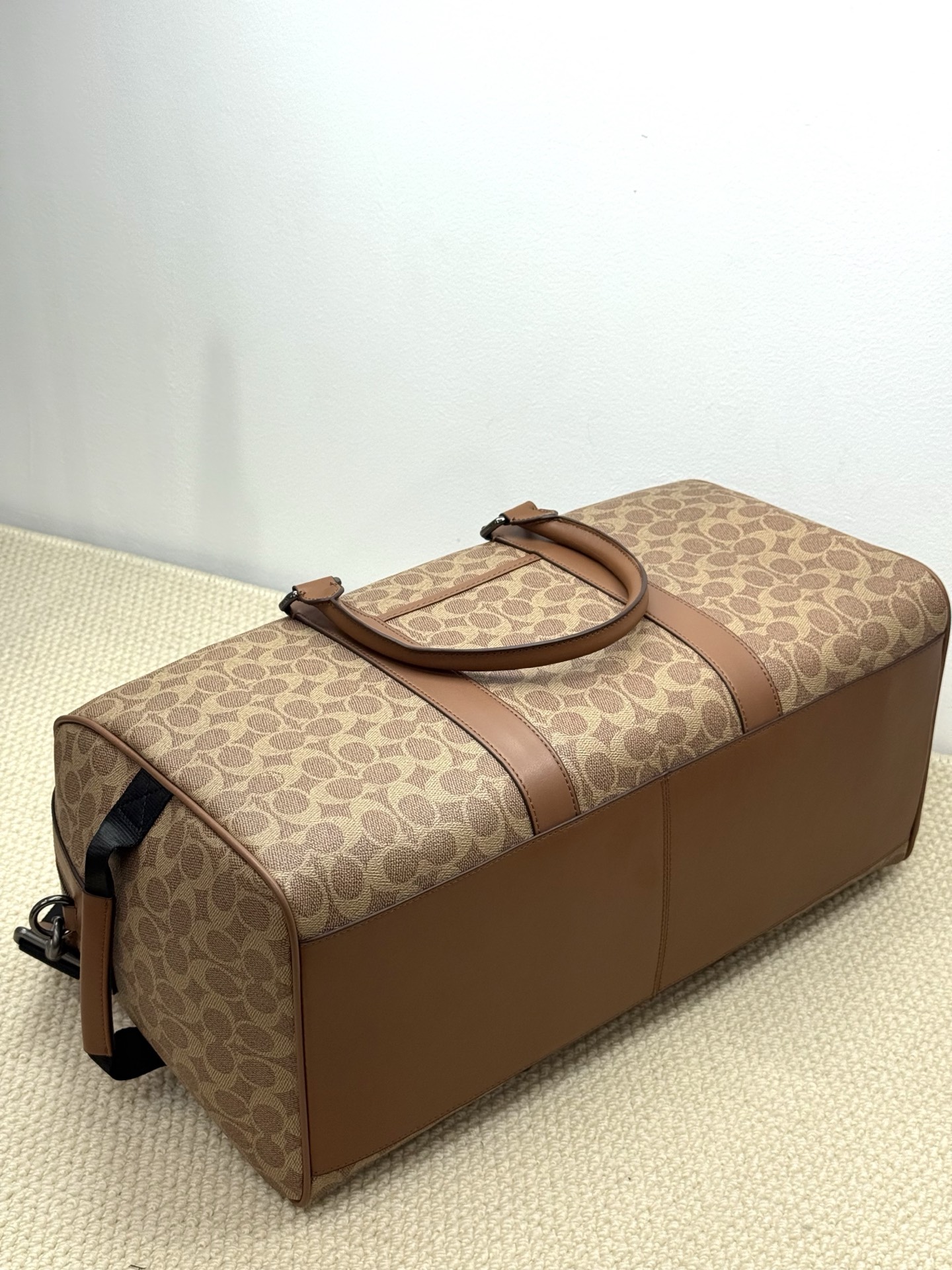 Coach coach新品史努比联名大容量旅行袋：CBl42
