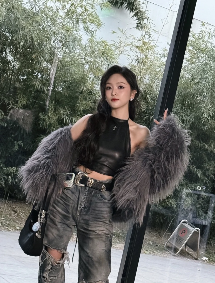 路易威登 Louis Vuitton 高定典藏名品高定成衣时装外套连衣裙衬衫T恤 #09583209 3