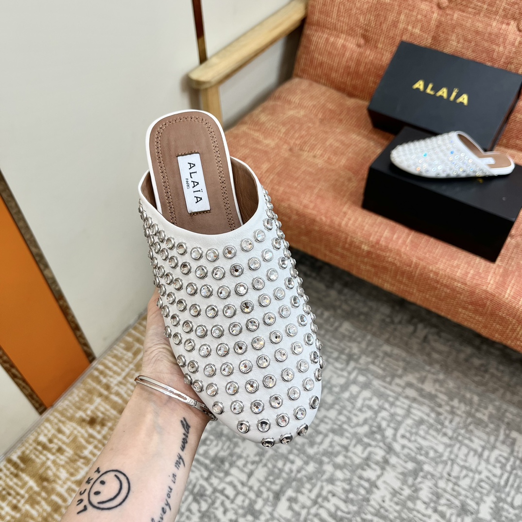 Женские балетки со стразами Alaïa