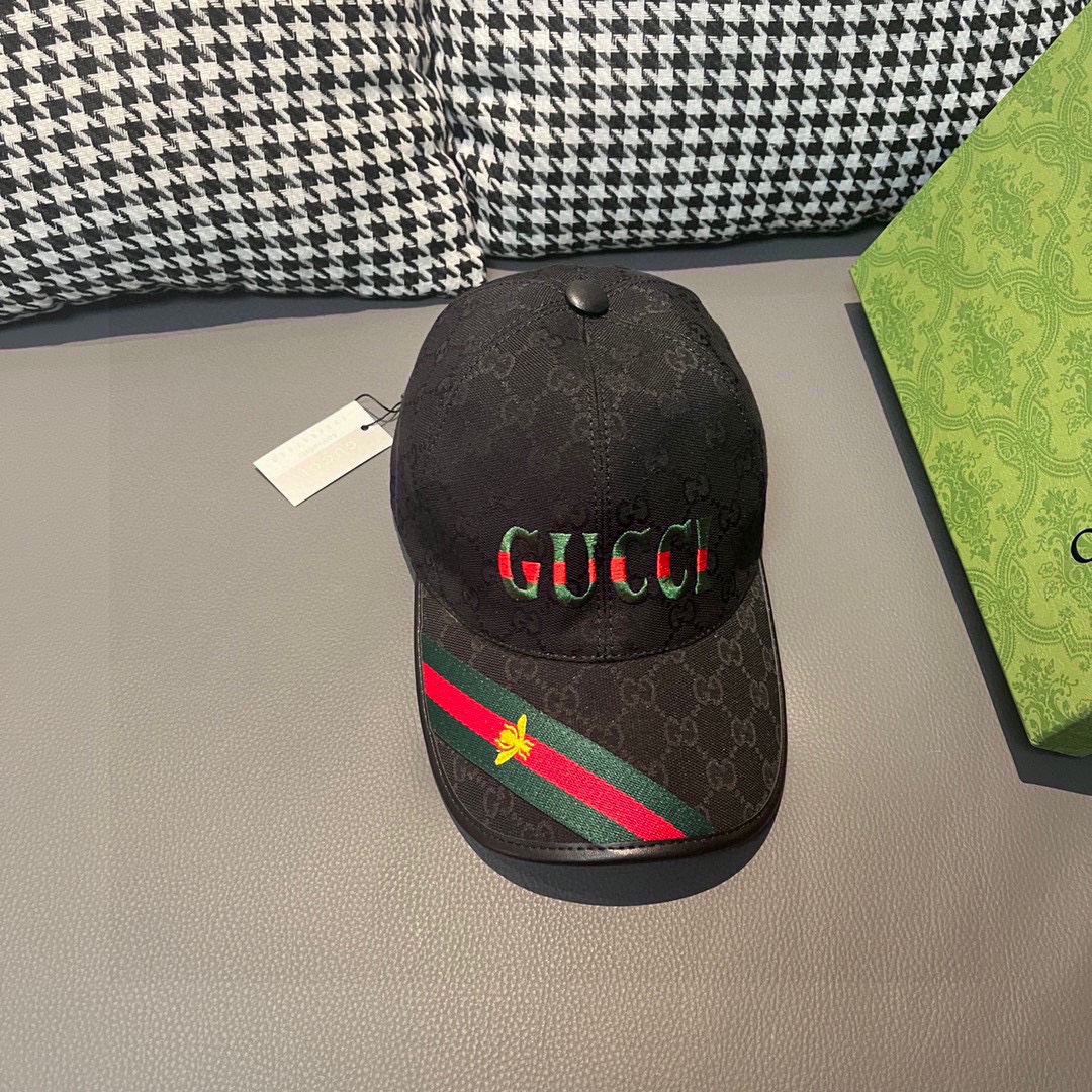 NO:195611,Package with box cloth bag, Gucci new original single baseball cap, 1:1 mold customization, heavy industry embroidery, details comparable to the counter, original canvas   first layer of cowhide, excellent quality!  The first choice for handsome men and beautiful women, fashionable and versatile. The basic head circumference is 56, and the patch can be adjusted. Hats, fisherman hat, baseball hat, knit hat, hat, gucci, espadrilles, cowhide, hats19860909批 配盒子布袋,Gucci(古奇)新款原单棒球帽,1:1开模订制,重工刺绣,细节可媲美专柜,原版帆布料 头层牛皮,质量超赞！帅男靓女首选,时尚百搭.基础头围56,贴片可调节.帽子渔夫帽棒球帽针织帽,帽子,gucci,espadrilles,cowhide,hats,hat