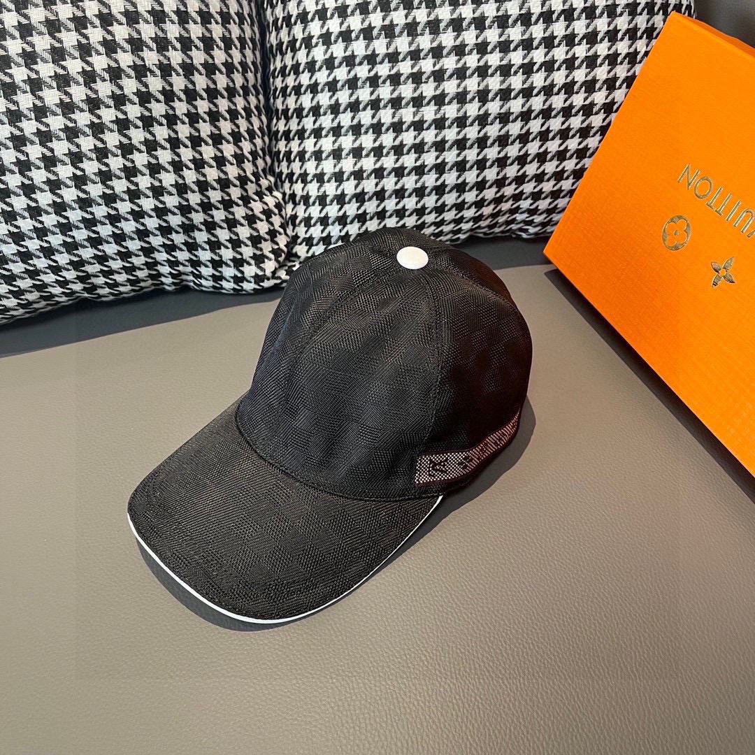 NO:195898,Packaging bags, LV Louis Vuitton's new original single baseball cap, classic checkerboard grid, 1:1 open mold customization, original counter fabric   top layer cowhide, small checkered grid fashionable and handsome quality, basic head circumference 56, patch adjustable. Hats Fisherman's hat Baseball cap Knitted hat, hat, louis vuitton, louis vuitton, espadrilles, cowhide, hats19860909批 配包装布袋,LV路易威登新款原单棒球帽,经典棋盘格,1:1开模订制,原版专柜布料 头层牛皮,小方格时尚帅气质量超赞,基础头围56,贴片可调节.帽子渔夫帽棒球帽针织帽,帽子,louis vuitton,louis vuitton,espadrilles,cowhide,hats,hat
