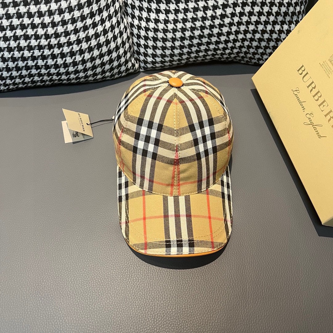 NO:200470,Buy Burberry original single baseball cap, hot-selling counter, classic plaid, 1:1 mold customization, canvas fabric, pure cotton lining, light and breathable. Perfect style, accurate and accurate plaid, special adjustment buckle for the top layer of cowhide, original quality, exclusive physical shot, suitable for men and women. With box cloth bag!  Hat fisherman hat baseball hat knit hat, hat, burberry, burberry, espadrilles, cowhide, hats19860909批 Burberry（巴宝莉）原单棒球帽, 专柜热卖款,经典格子,1:1开模订制,帆布面料,纯棉内里,轻盈透气.完美版型,对格精准无误,头层牛皮特制调节扣,原厂品质,独家实物拍摄,男女适用.配盒子布袋！帽子渔夫帽棒球帽针织帽,帽子,burberry,burberry,espadrilles,cowhide,hats,hat